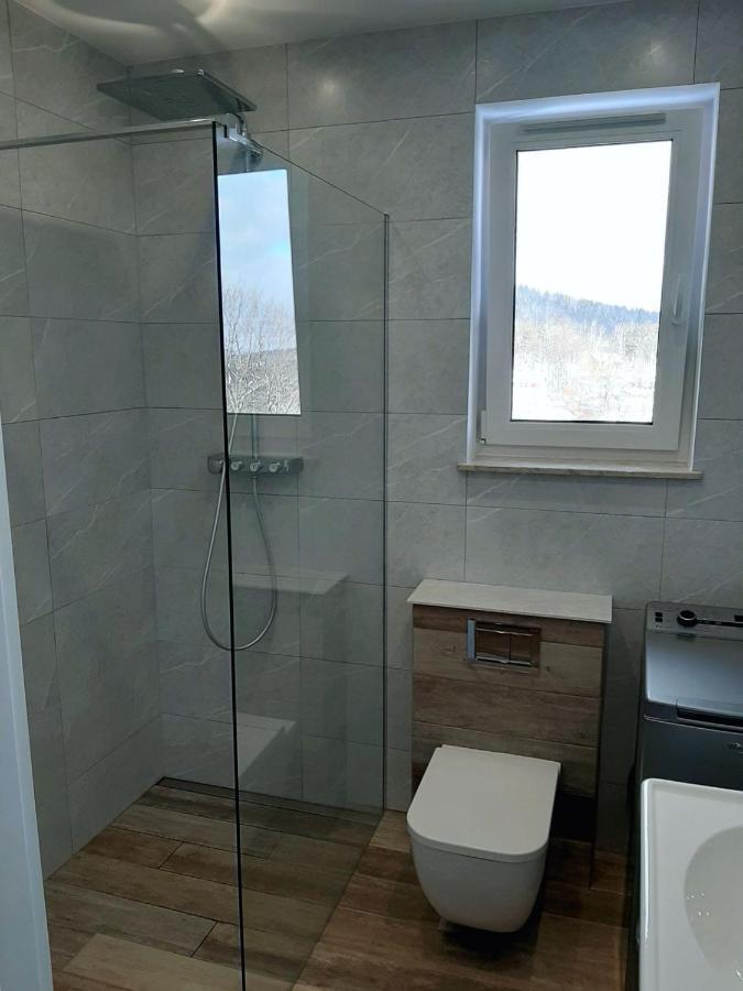 Apartament Rodzinny ชกลาร์สกา ปอเรมบา ภายนอก รูปภาพ
